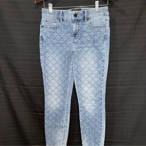 White House Black Market Mid Rise Skinny Ankle Jeans Size 2 Studded Pattern
